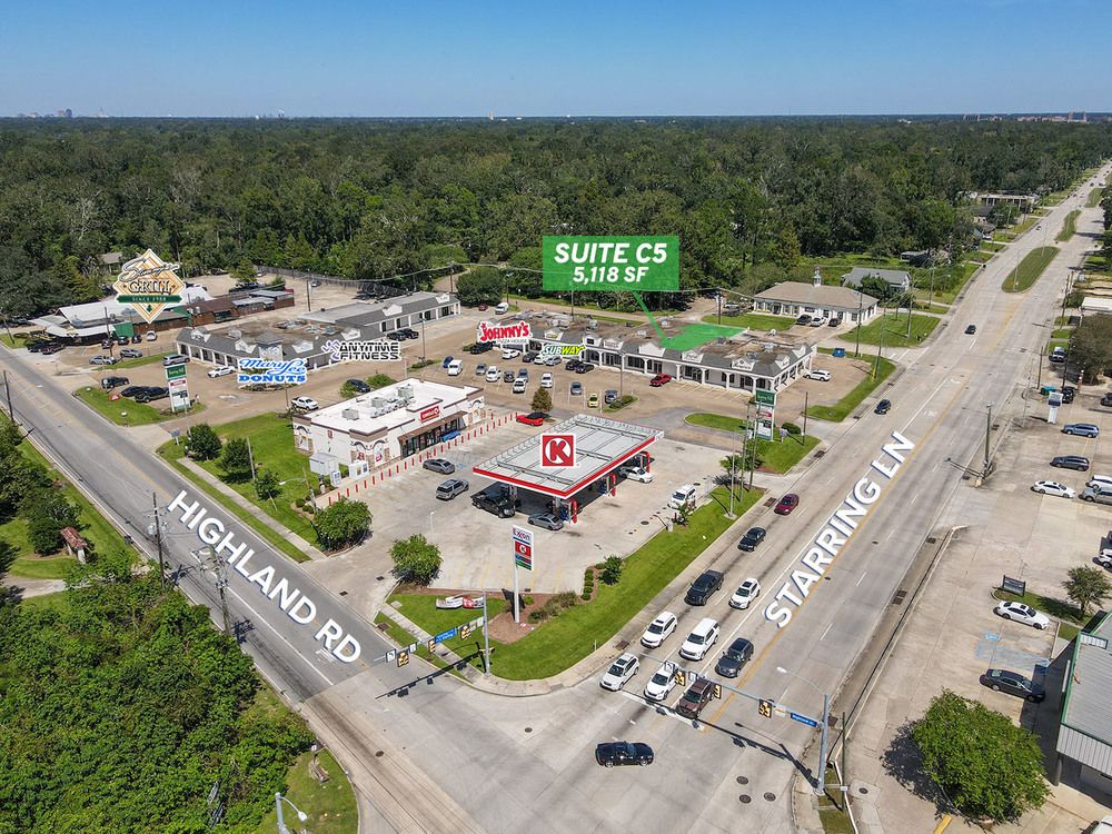Retail Suite at Corner of Highland Rd / Staring Ln: 8827 Highland Rd, Baton Rouge, LA 70808